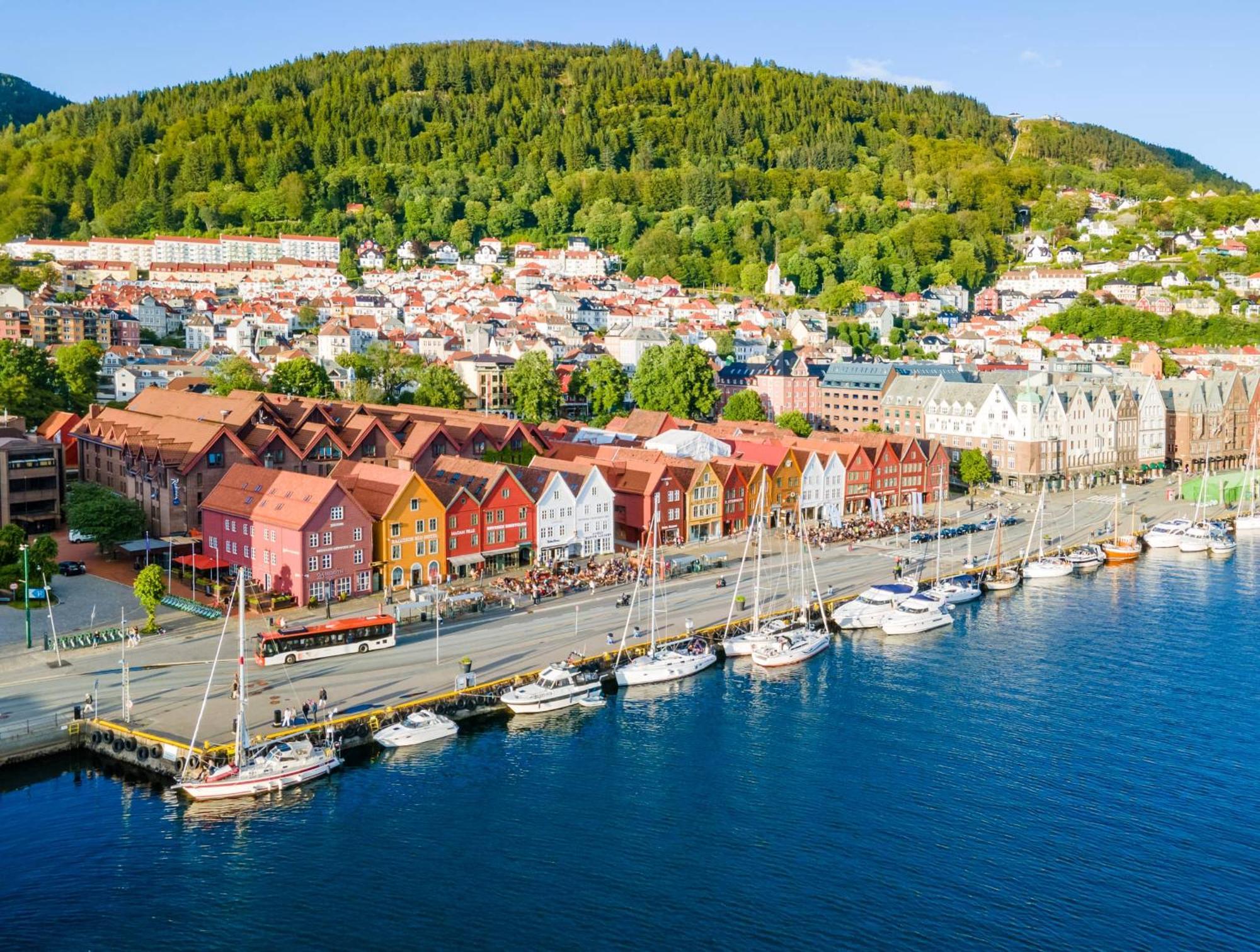 Апартаменти 100Sqm 5Br Behind Bryggen - King Beds - Family Friendly Берген Екстер'єр фото